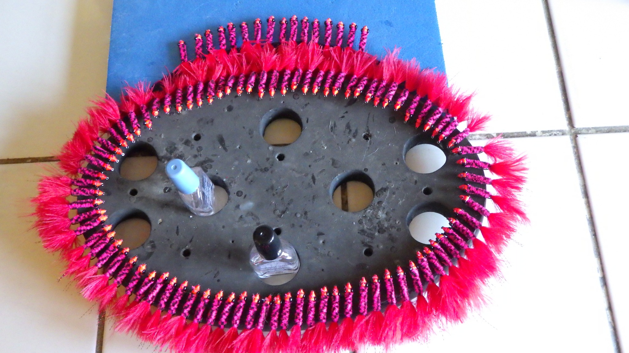 100 Red Chackerboard Flies